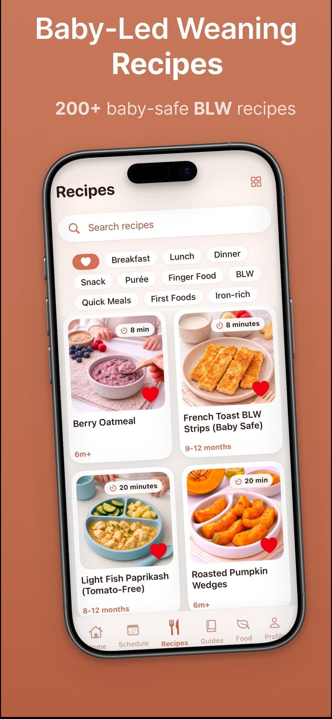 plato de desayuno BLW con plátano, aguacate y huevos revueltos