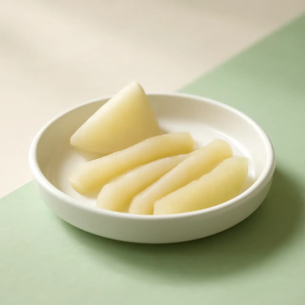 Pear for baby, complete guide